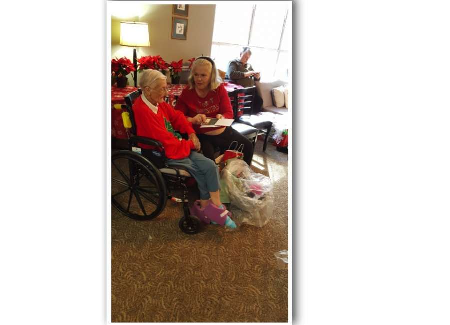 Silver Bells Coweta helps 140 seniors with Christmas gifts